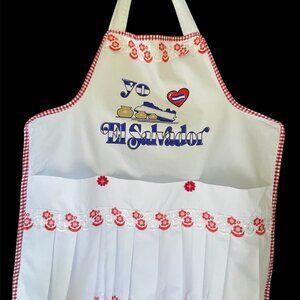 Share White Apron with “I Love El Salvador” Design – Kitchen, BBQ, Gift Idea